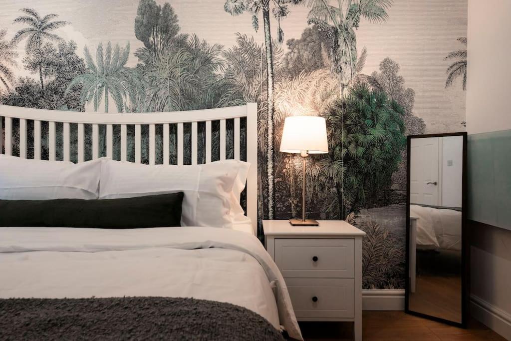 Holiday Home 2Br L 2Ba With Patio-Sleep 6 Londres Exterior foto